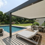 SARL Johan Imbert : pose et réalisation de menuiserie, pergolas, fenêtres, portes d’entrée et de garage, terrasses en bois, portails et clôtures à Lentilly et autour de Lyon, made in France.